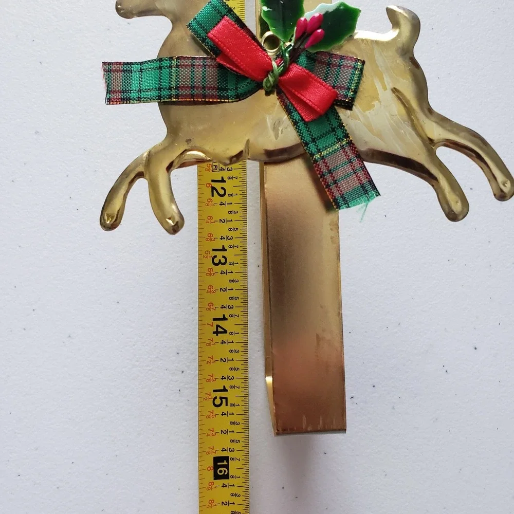 Vintage Reindeer Christmas Wreath Hanger Metal Gold Brass Tone